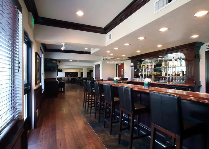 Oxford Suites Spokane Valley