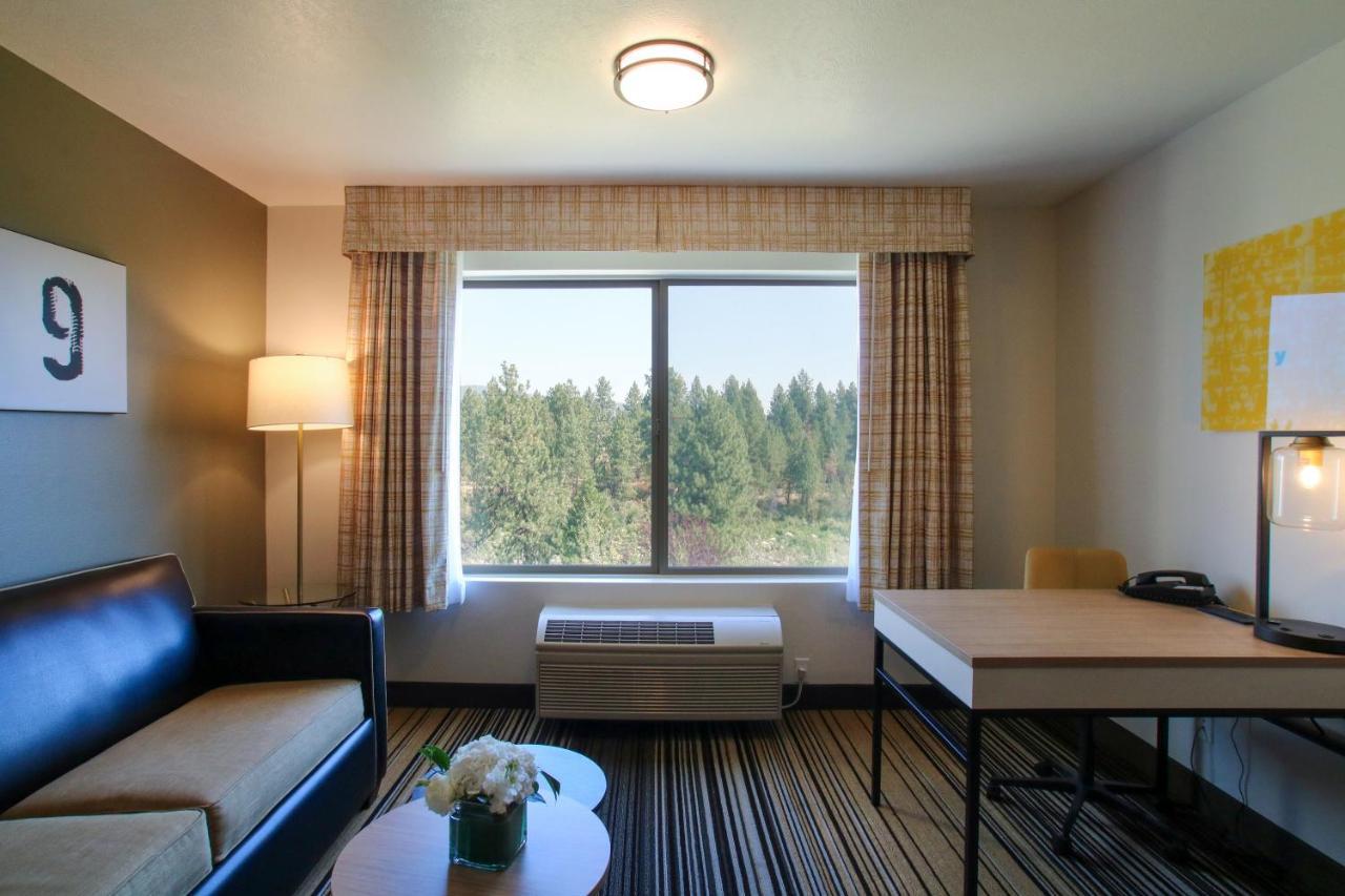Oxford Hotel Spokane Valley