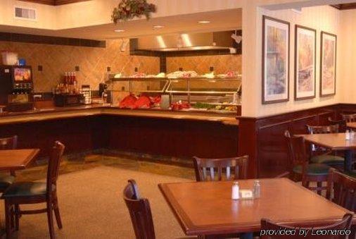Oxford Hotel Spokane Valley